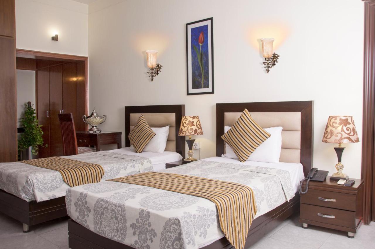 Royal Elegance Hotel Лахор Екстер'єр фото